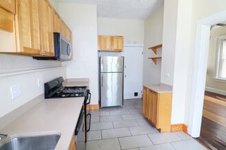 2617 Eden Ave in Cincinnati, OH - Foto de edificio - Building Photo