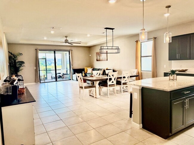 16099 Mistflower Dr in Alva, FL - Building Photo - Building Photo