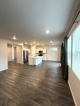 4813 Oregano Ave NE in Salem, OR - Building Photo - Building Photo