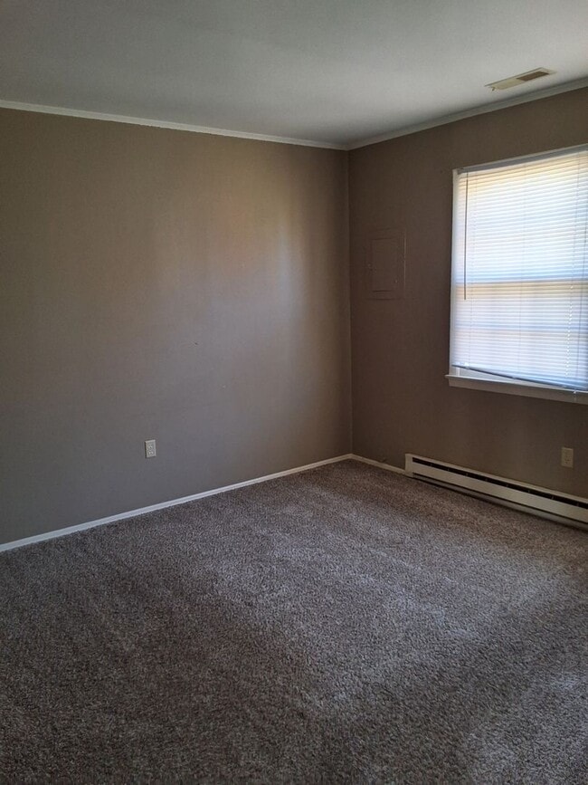 211 W Ash St in Dunlap, IL - Building Photo - Building Photo