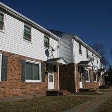 Edison Apartments in Portsmouth, VA - Building Photo - Primary Photo