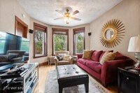 3110 N Harding Ave, Unit 2 in Chicago, IL - Building Photo - Building Photo