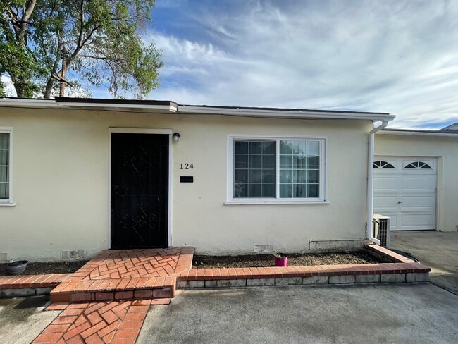 property at 124 S Cherry St