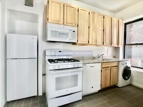 182 Claremont Ave in New York, NY - Building Photo - Building Photo