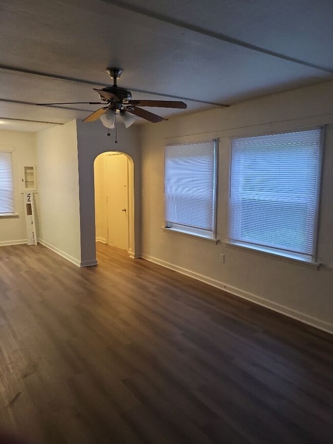 1116 SE Polk St in Camas, WA - Building Photo - Building Photo