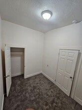 1210 Newhall St in San Francisco, CA - Building Photo - Building Photo