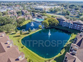 5545 Devonbriar Way in Orlando, FL - Building Photo