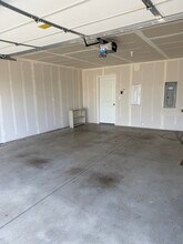 4521 SE Ember Ln in West Des Moines, IA - Building Photo - Building Photo