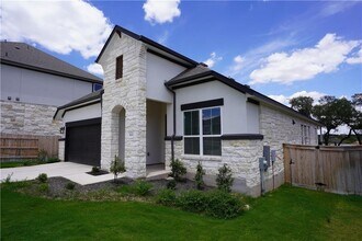 621 Pinnacle View Dr in Georgetown, TX - Building Photo - Building Photo
