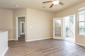 Independence Place West Fayetteville in Fayetteville, NC - Building Photo - Interior Photo