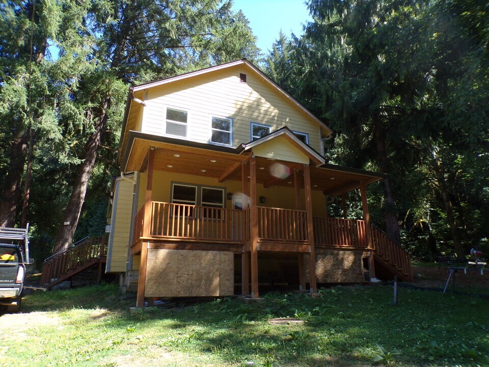 4600 NW Cornell Rd in Portland, OR - Building Photo