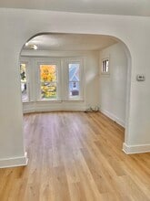 250 Saint Lawrence Ave, Unit Upper in Buffalo, NY - Building Photo - Building Photo