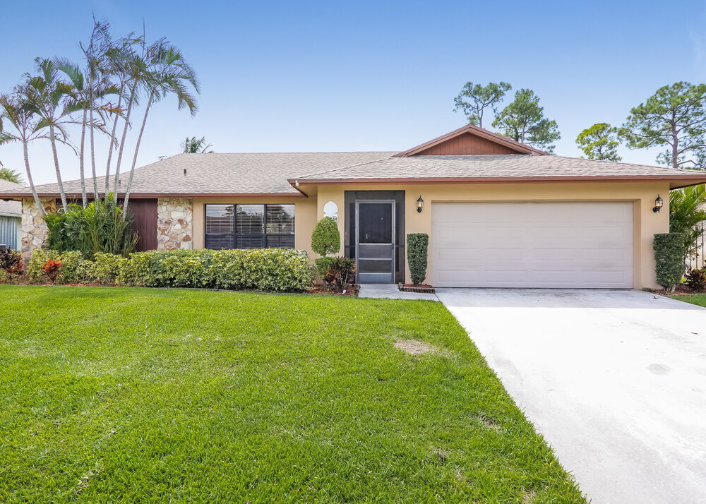 13788 Exotica Ln in Wellington, FL - Building Photo