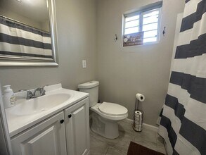 1314 E Saint Louis Ave in Las Vegas, NV - Building Photo - Building Photo