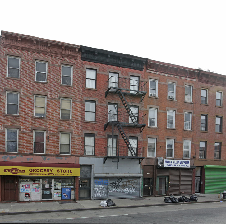 1171 Bedford Ave in Brooklyn, NY - Building Photo