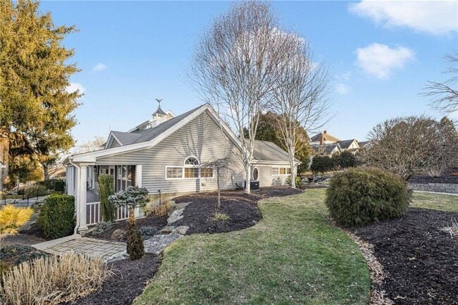 29 Fairview Ave in West Warwick, RI - Building Photo - Building Photo