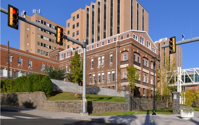 Grant Street Senior Apartments