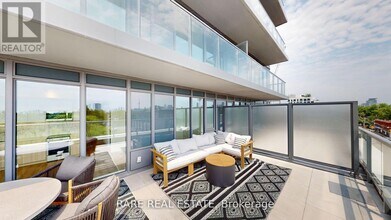 500 Dupont St in Toronto, ON - Building Photo - Building Photo