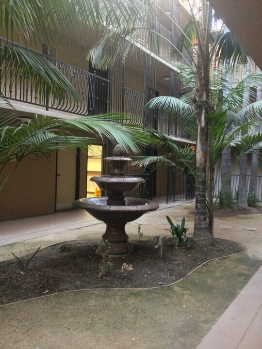 1450 Locust Ave in Long Beach, CA - Building Photo