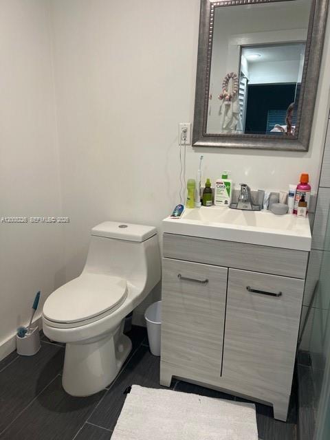 5910 SW 62nd Terrace in South Miami, FL - Building Photo - Building Photo