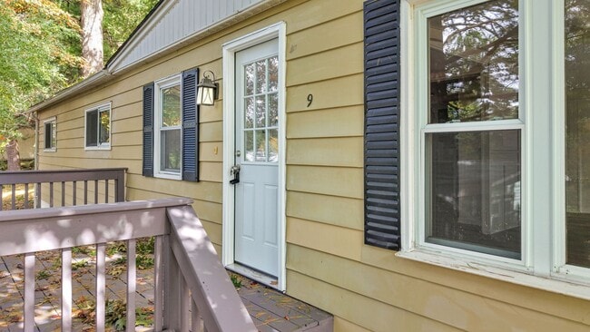 9 Greenwich Dr in High Bridge, NJ - Building Photo - Building Photo