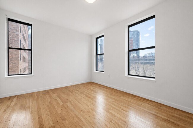 401 E 68th St, Unit 6B in New York, NY - Foto de edificio - Building Photo