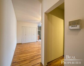 821 W Cornelia Ave in Chicago, IL - Building Photo - Building Photo