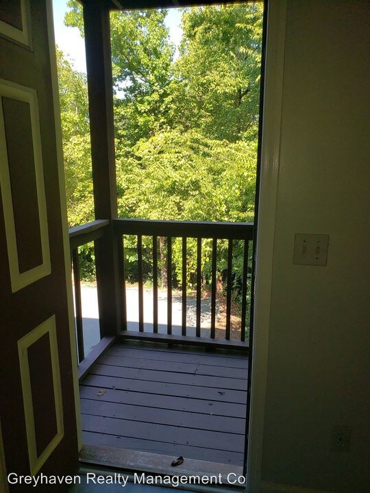 305 Valley View Ave in Red Bank, TN - Building Photo