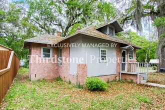 2771 Sunnyside St in Jacksonville, FL - Building Photo - Building Photo