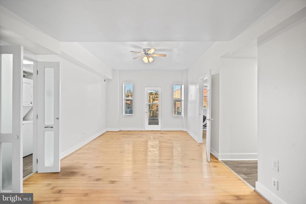 2127 California St NW in Washington, DC - Building Photo