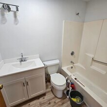 54 Vineland St, Unit 1 in Boston, MA - Building Photo - Building Photo