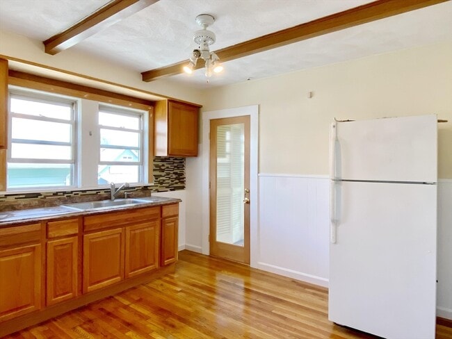 9 Cresthill Rd in Somerville, MA - Building Photo - Building Photo