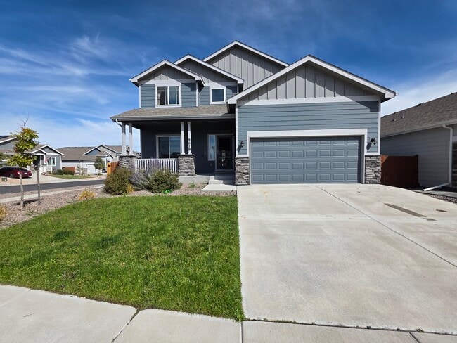 9679 Rainbow Bridge Dr in Peyton, CO - Foto de edificio - Building Photo