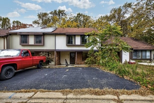 5403 Doral Dr in Wilmington, DE - Building Photo