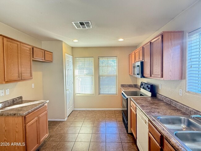 3426 S 72nd Ln in Phoenix, AZ - Building Photo - Building Photo