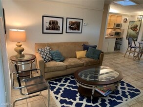 1714 Summit View Pl-Unit -Apt 3 in Austin, TX - Building Photo - Building Photo