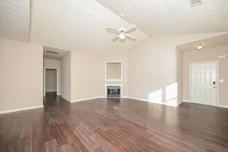 240 Cranesbill Way in Locust Grove, GA - Building Photo - Building Photo