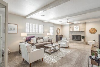 144 Marilyn Ave in Edmond, OK - Foto de edificio - Building Photo