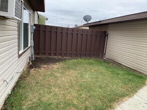 2616 19th Ave W in Williston, ND - Building Photo - Building Photo