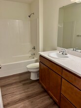 700 N State St in Bellingham, WA - Foto de edificio - Building Photo