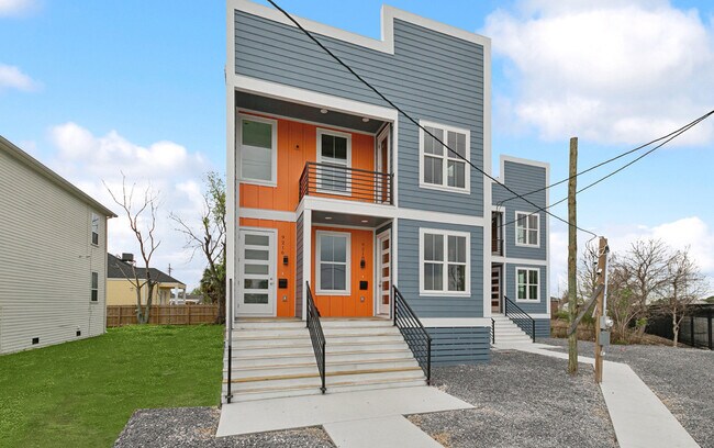 9222 Edinburgh St in New Orleans, LA - Building Photo - Building Photo