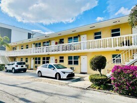 111 N L St, Unit 3 in Lake Worth Beach, FL - Building Photo