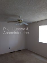 1440 N Idaho Rd-Unit -2047 in Apache Junction, AZ - Building Photo - Building Photo