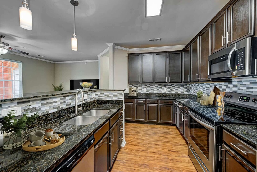 The Domain at Bennett Farms in Zionsville, IN - Foto de edificio