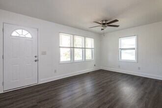 364 Betsy Ave SW in Atlanta, GA - Building Photo - Building Photo