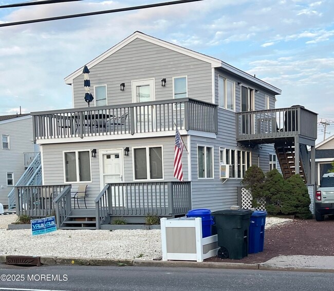 2210 Central Ave in Ship Bottom, NJ - Building Photo - Building Photo