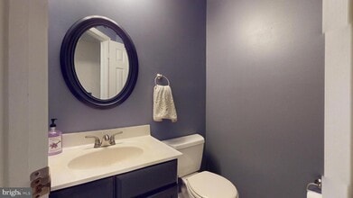200 Mill Cross Ln in Occoquan, VA - Building Photo - Building Photo