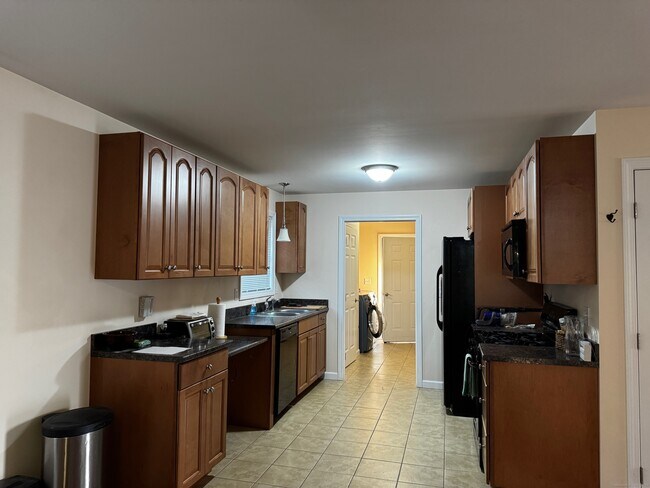 16 Oriole Dr in Killingly, CT - Building Photo - Building Photo