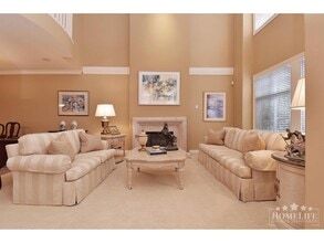 15715-15734 34 Ave in Surrey, BC - Building Photo - Building Photo