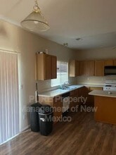 220 Bellehaven Ln NE in Albuquerque, NM - Building Photo - Building Photo